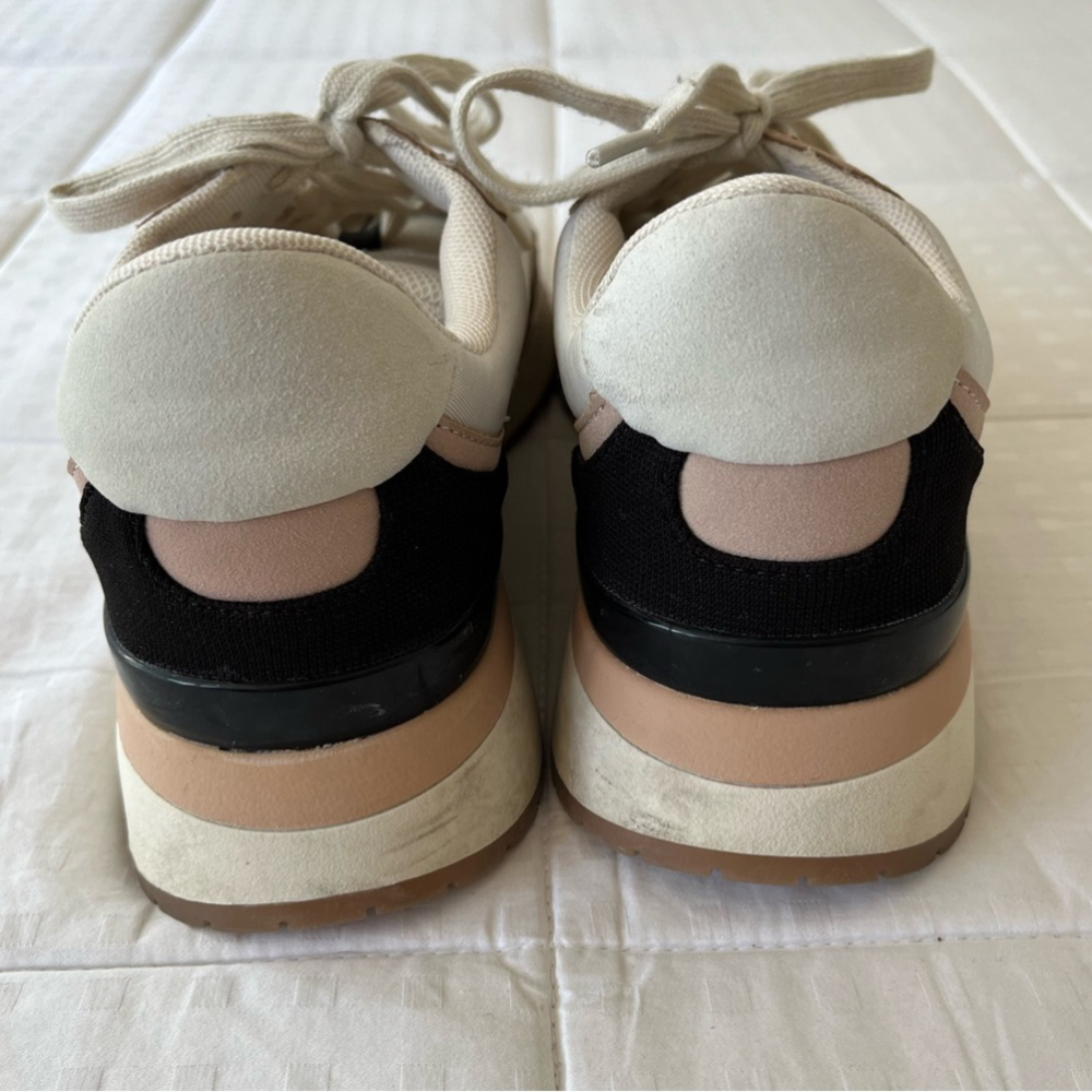 SOLD 🌙 ZARA Pale Pink, Black & White Lace-up Sneakers Size 39/US 8 - Picture 6 of 16